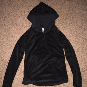 black no boundaries hoodie